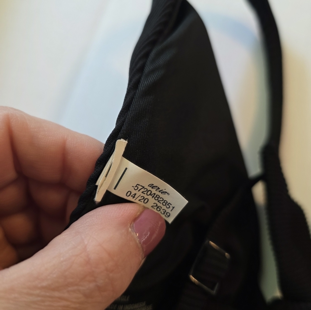 Aerie Women's Size XS Triangle Black Bikini Top - Picture 7 of 9